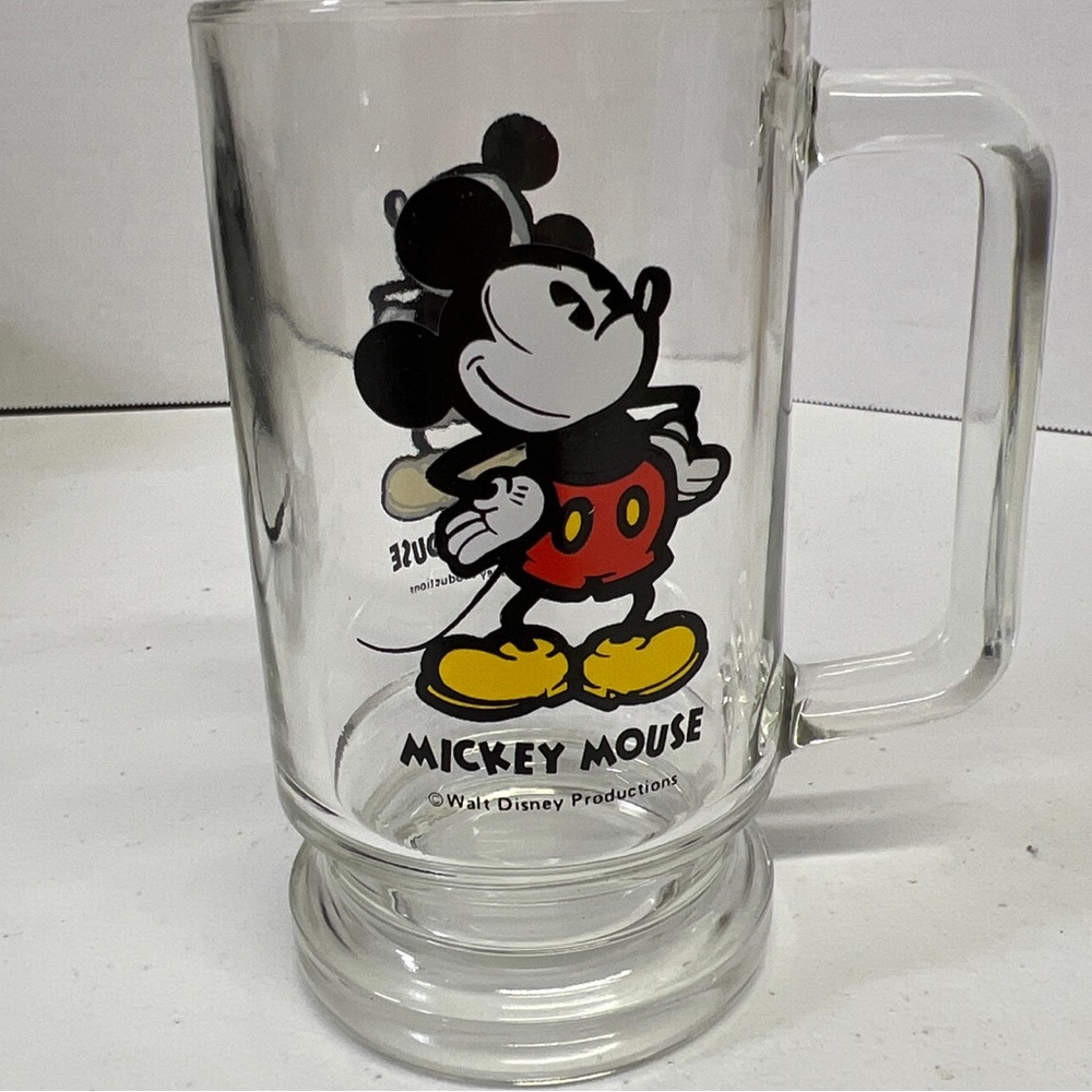 Vintage 1970 Mickey Mouse glass mug Walt Disney